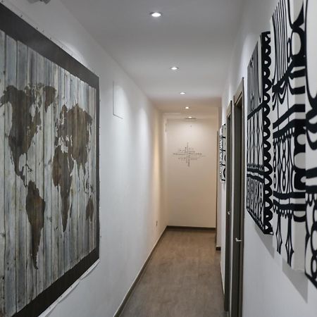 Hostal Abril Madrid Exterior foto
