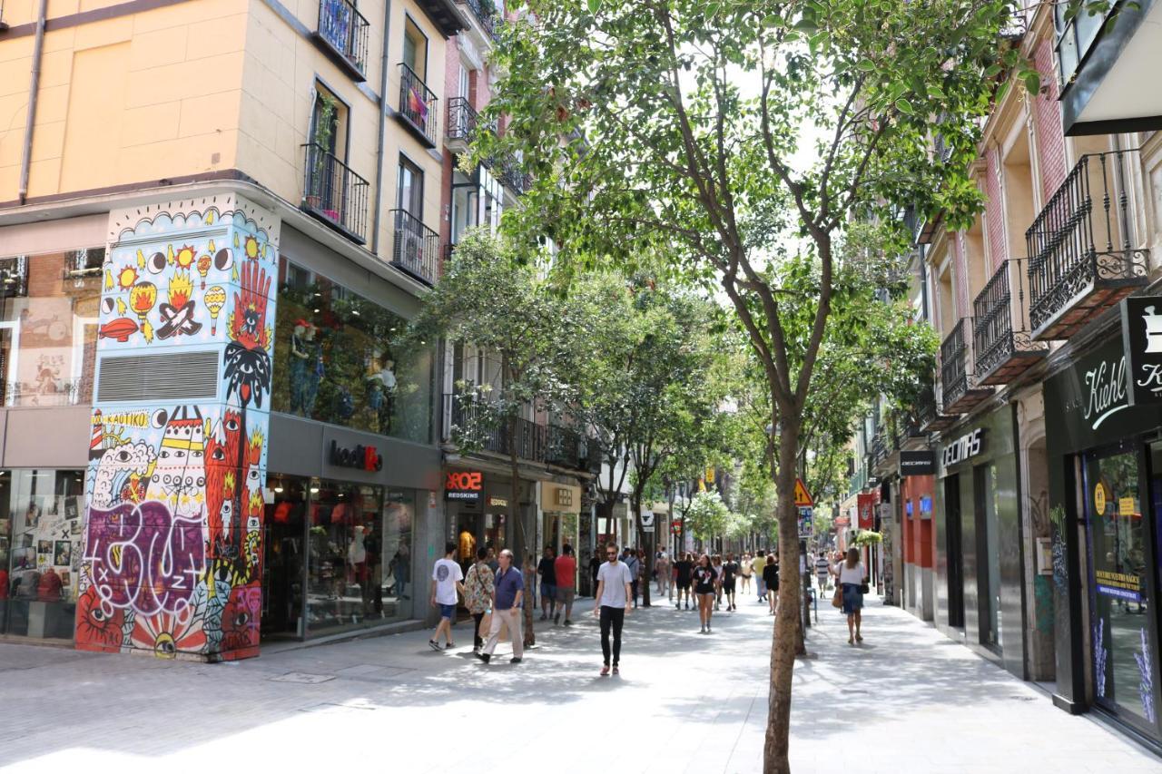 Hostal Abril Madrid Exterior foto