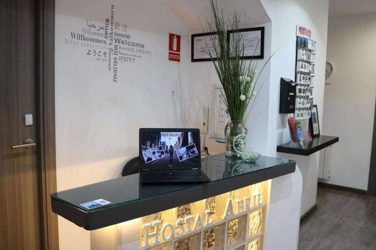 Hostal Abril Madrid Exterior foto